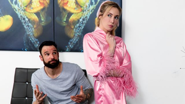 Blonde Sisters-In-Law Enjoy 2-For-1 Nuru Gel Deepthroat Massage